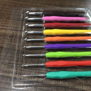 Bộ 9 kim móc len đủ size từ 2-6mm - cán nhựa tpr dẻo cao cấp