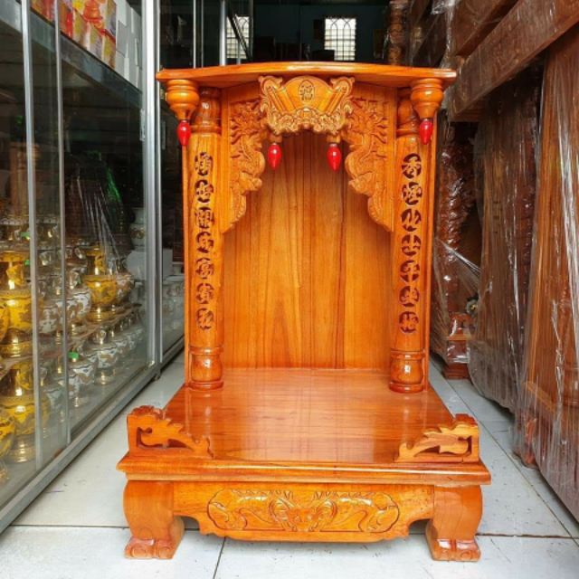 Bàn thờ thần tài ông địa gỗ xoan ngang 56 quỳ họp mẫu mới rất đẹp