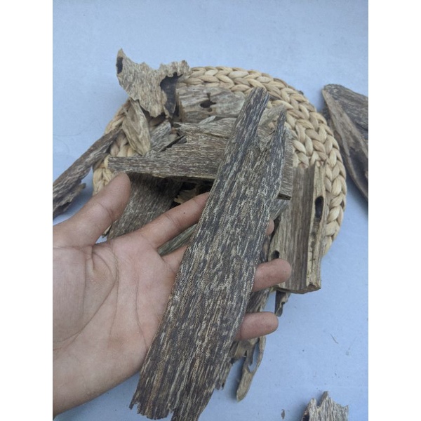 300g Trầm hương xông đốt tự nhiên kiến đen