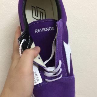 Giày  REVENGE x STORM  VANCE AVRIL