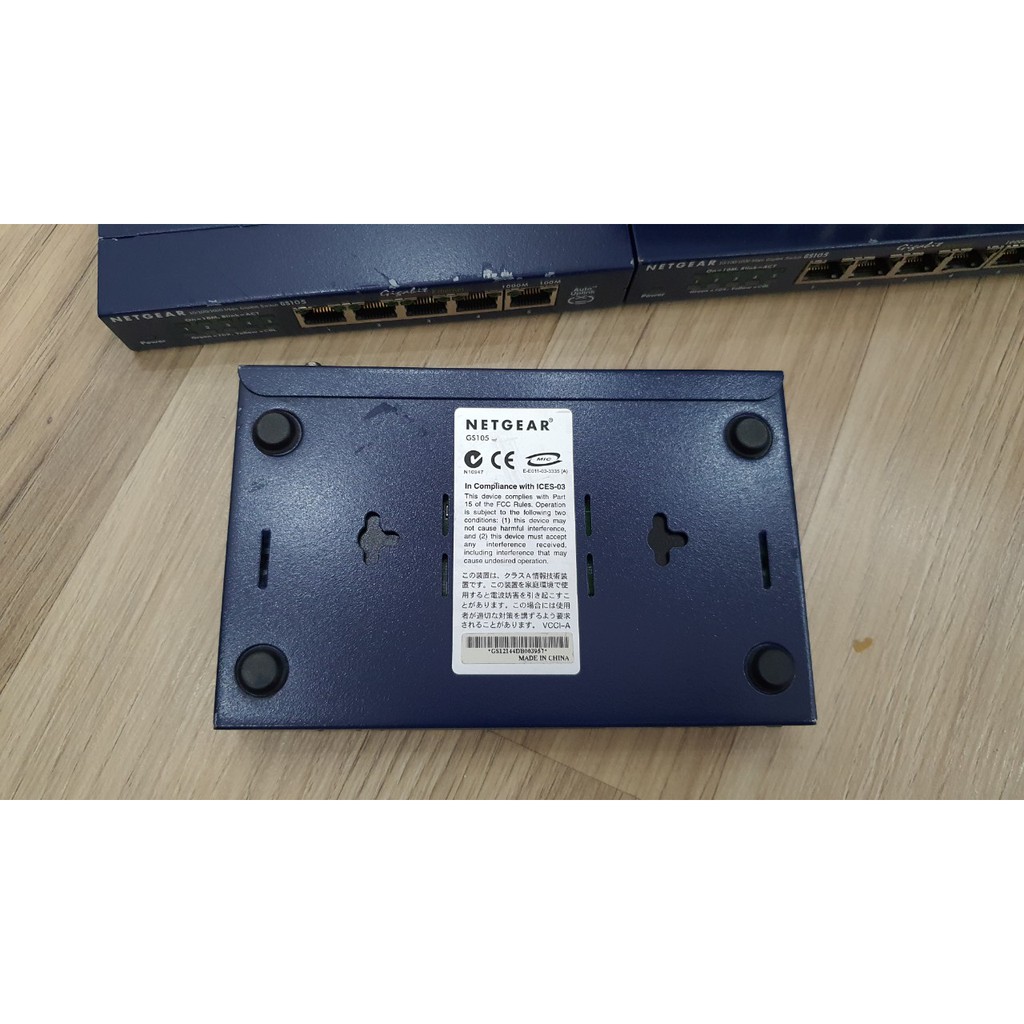 Bộ chia mạng Switch Netgear 5 cổng - GS105v1 v4