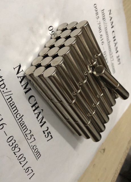Nam châm viên trắng 10x30mm - loại nam châm đất hiếm lực hút mạnh
