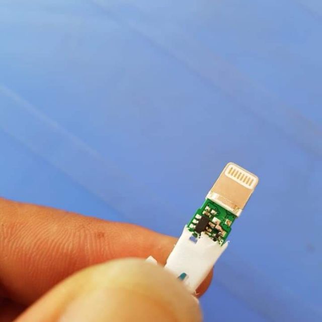 Cáp  iphone dây dài 1.5m xuất Japan