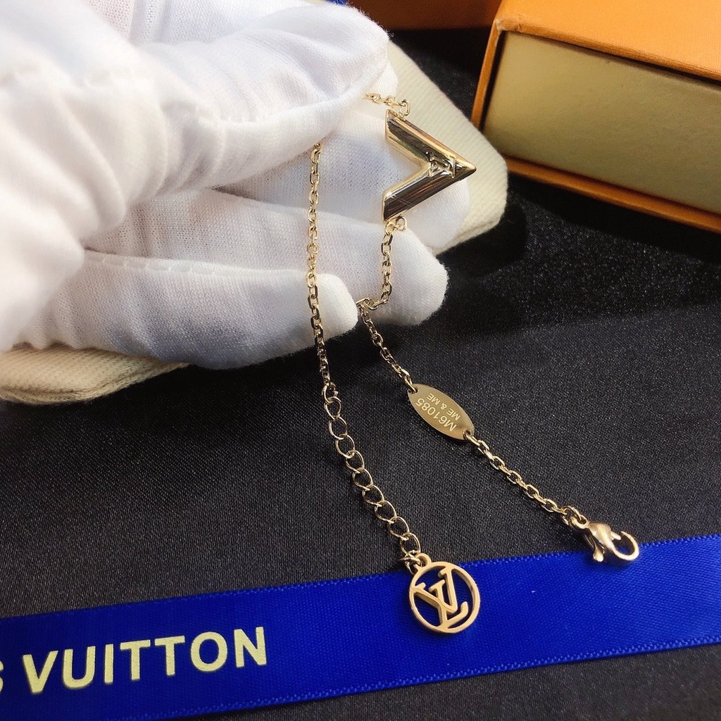 LOUIS VUITTON Khuyên Tai Tròn Bằng Thép Titan In Logo LV Thời Trang