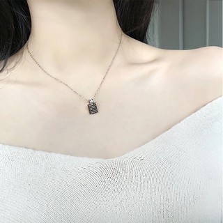 Dây chuyền titan lá thư