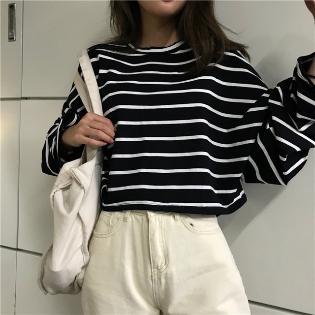 [Mã WASKT410K giảm 10K đơn 50K] Áo kẻ croptop tay rộng | BigBuy360 - bigbuy360.vn