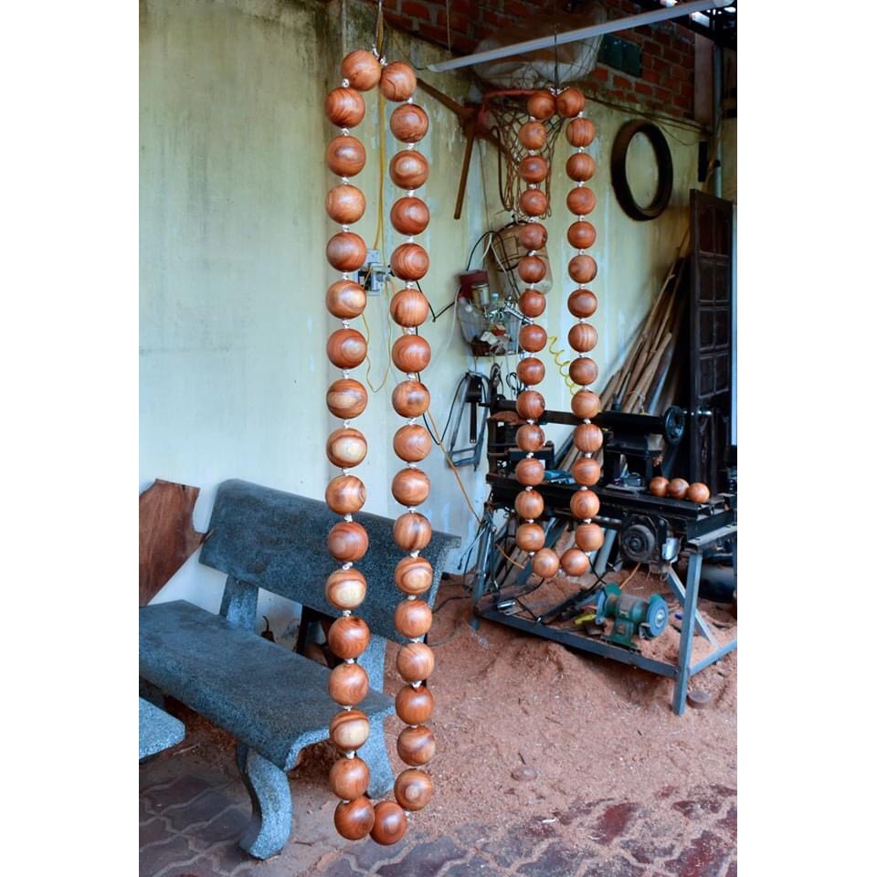 Vòng Lắc Eo Tràng Hạt Gỗ Hương