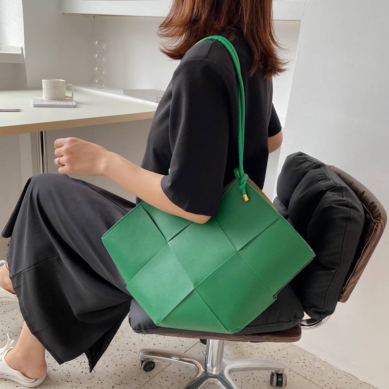 Túi Xách Đeo Vai Sức Chứa Lớn Thời Trang Dành Cho Nữ