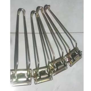 Chân bóp vàng phi 7