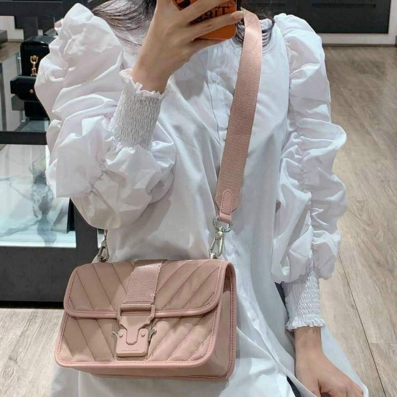 Túi Cnk CHARLE & KEITH da chần phối, dây đeo bản to