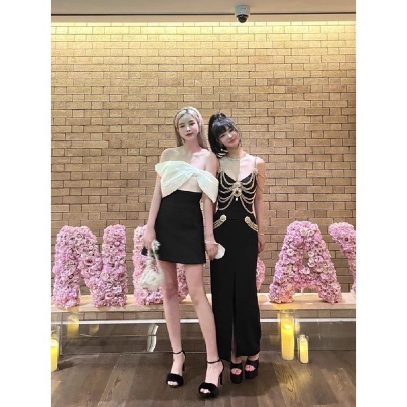 [ẢNH THẬT] VÁY ĐẦM ĐEN TRỄ VAI PHỐI NƠ BE KEM XINHH ĐI TIỆC | BigBuy360 - bigbuy360.vn