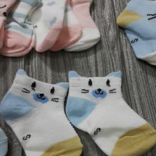 Sét 5 đôi tất lưới mèo cho bé 2