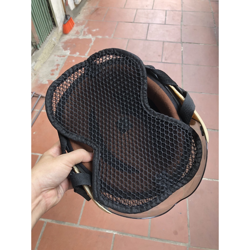 Lót mũ bảo hiểm thông thoáng cho đầu tóc, giặt giũ dễ dàng