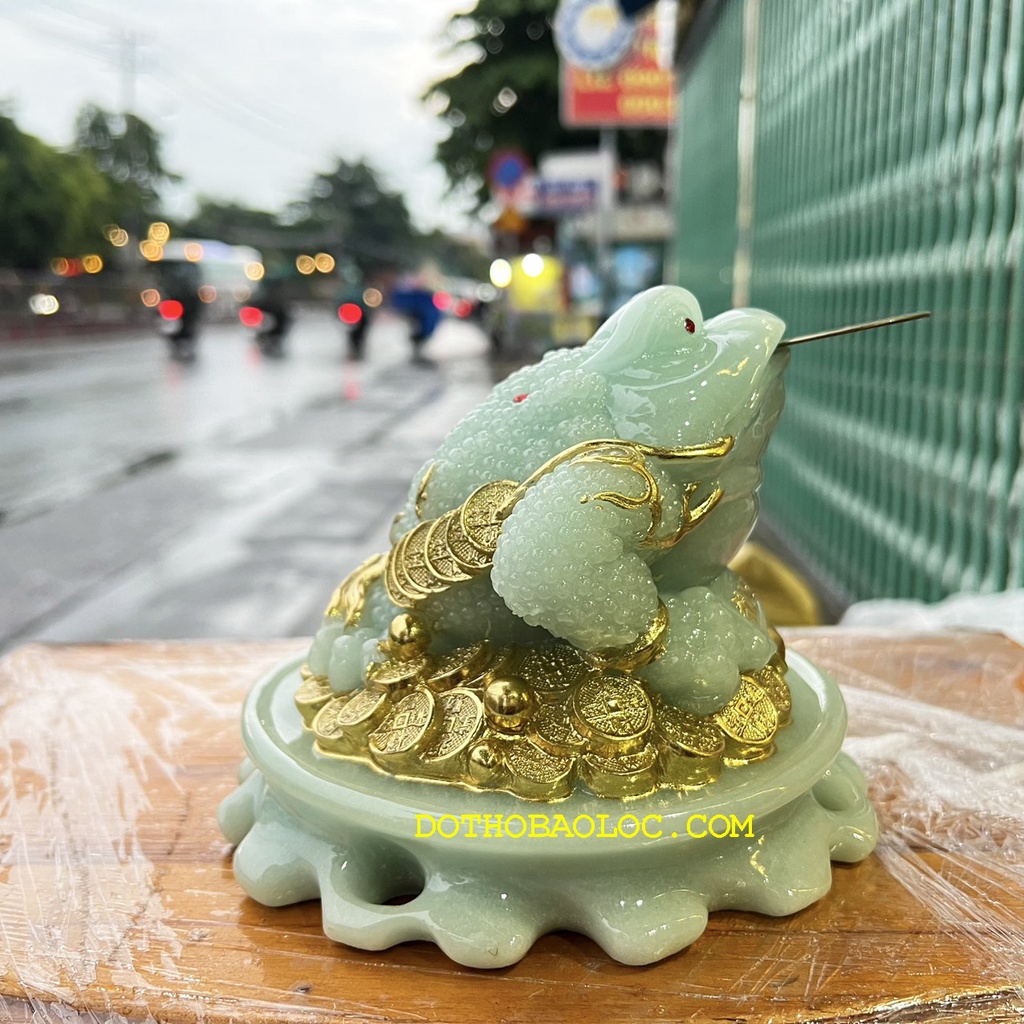 Thiềm Thừ phong thủy màu xanh bằng đá cao cấp cao 12cm – Cóc 3 chân - Xanh