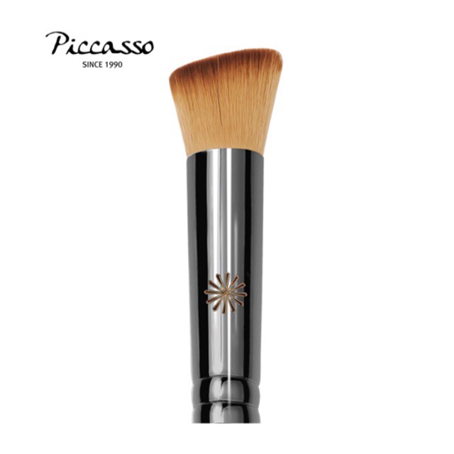 Cọ Trang Điểm Dùng Tán Nền Xéo Picasso #131
