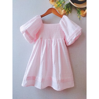 Váy đầm hồng, tay phồng smock ngực cho bé gái