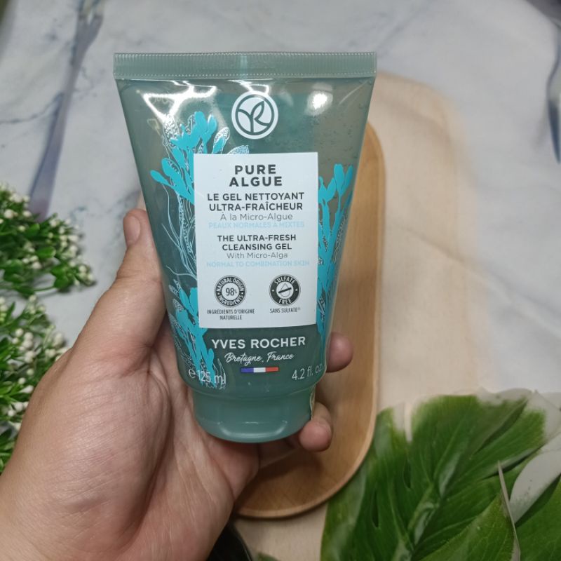 Mẫu mới Gel rửa mặt bù nước cho da Hydra vegetal 125ml Yves Rocher chính hãng