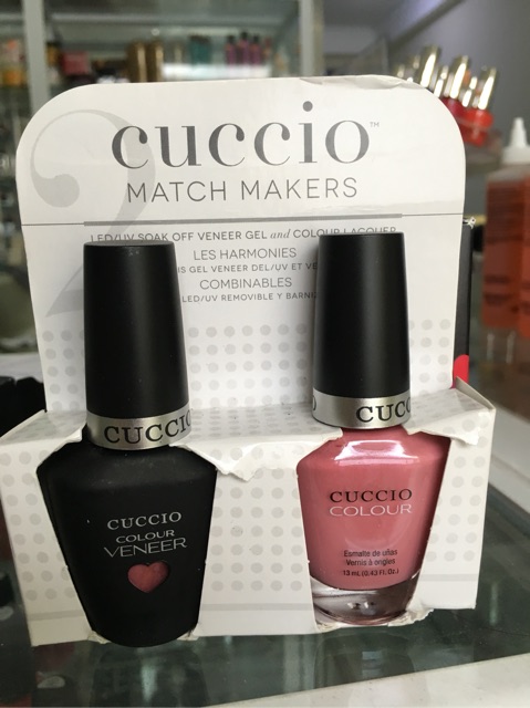 Nước sơn gel và thường Cuccio giá 250k/ cặp