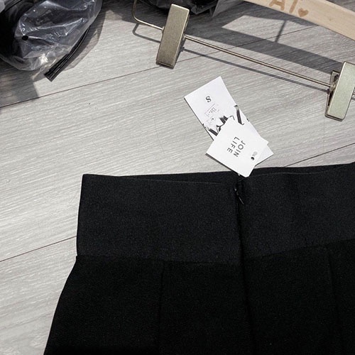 Chân váy chữ A lưng cao khóa sau dáng ngắn vải cao cấp tôn dáng Ladya Store M159