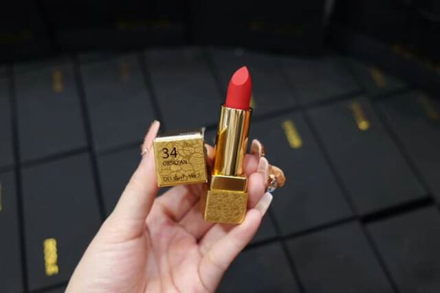 SON ECOLE DELIGHT LIPSTICK GOLD