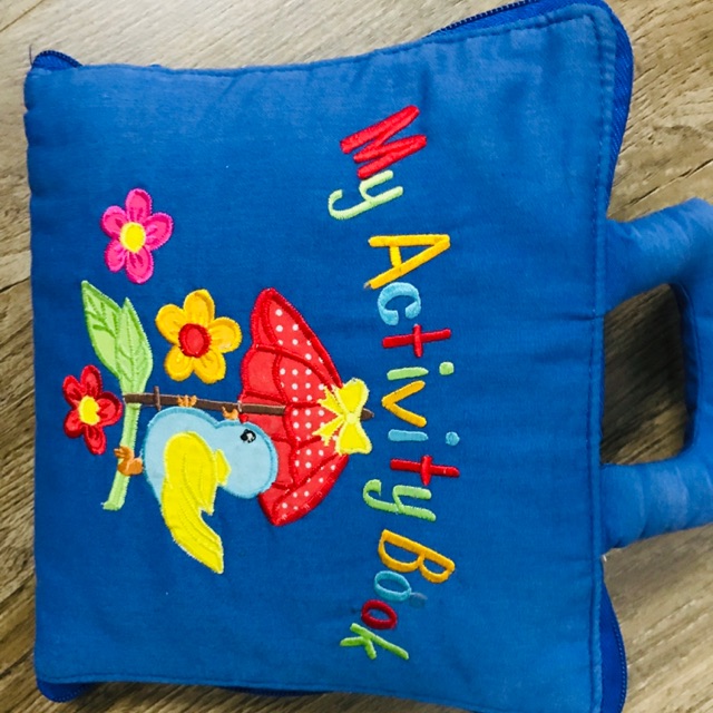 Sách vải cho bé