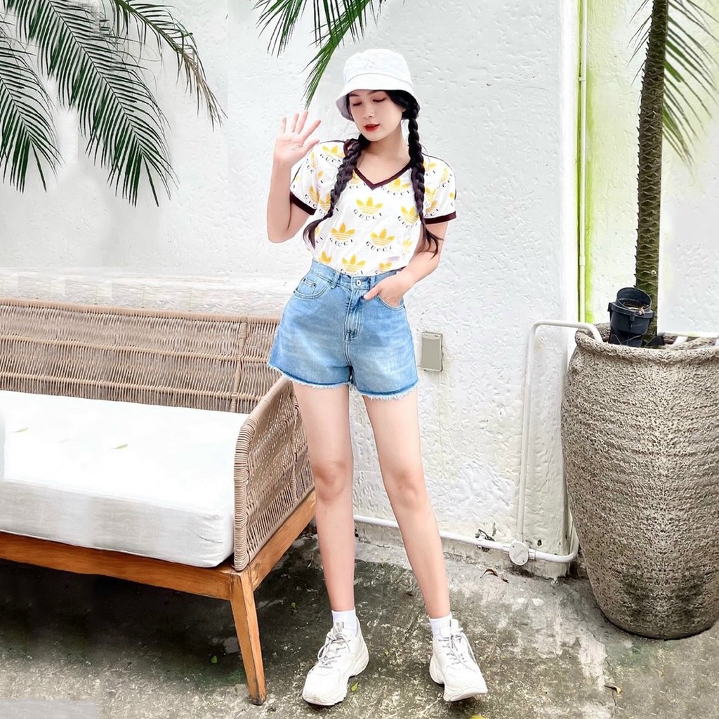 Áo Thun Cổ Tim Guc.ci Chất Liệu 100% Cotton 4 Chiều Mềm Mịn.