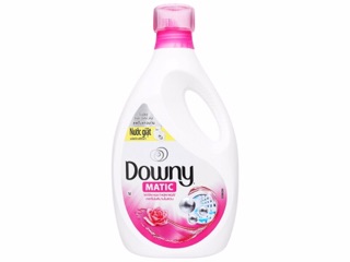 Nước giặt xả Downy matic 2,4 L