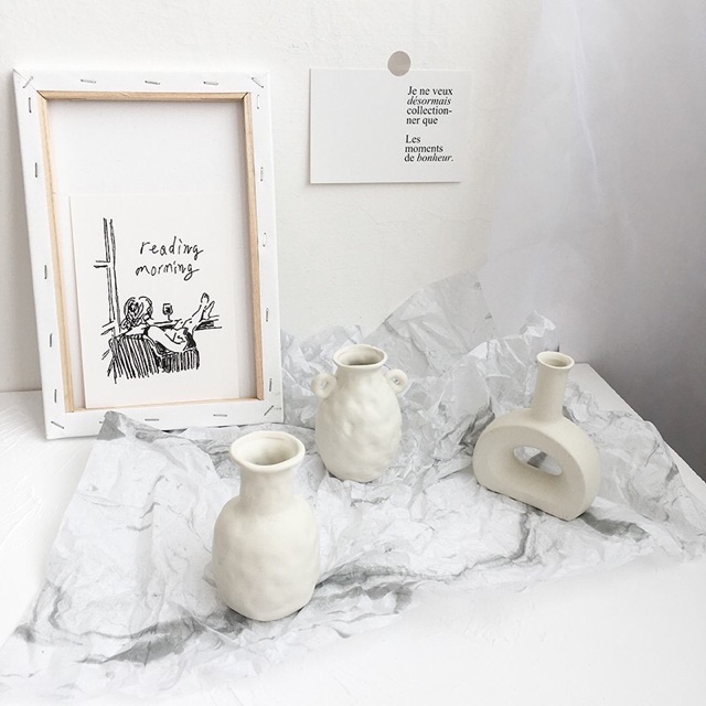 Bình trìu tượng