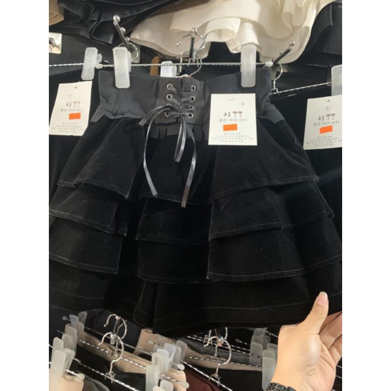Chân Váy Nhung 4 Tầng ..01... Cao Cấp { kho Sỉ } | BigBuy360 - bigbuy360.vn
