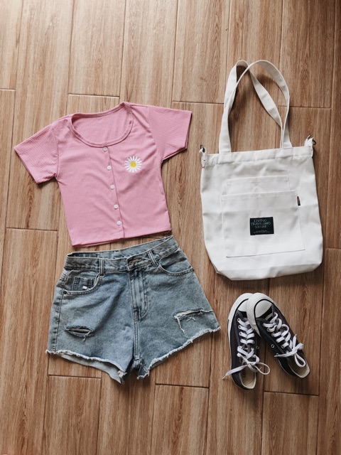 Áo croptop ôm 📣FREESHIP Đơn 250K📣 Áo croptop nút hoa cúc hàng Quảng Châu Chất Đẹp