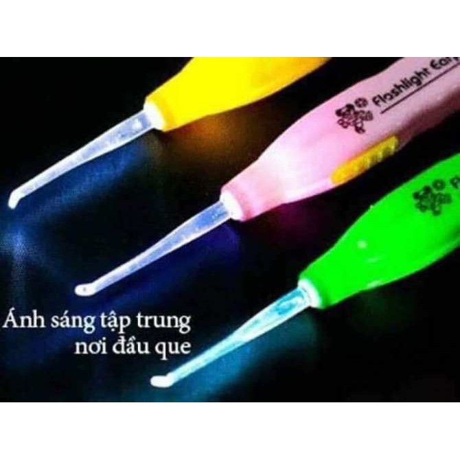 Dụng cụ lấy dái tai có đèn
