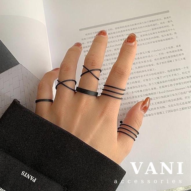 Set 6 Nhẫn Xoắn Nhiều Kiểu Dáng Basic - Vani Store - TS000538
