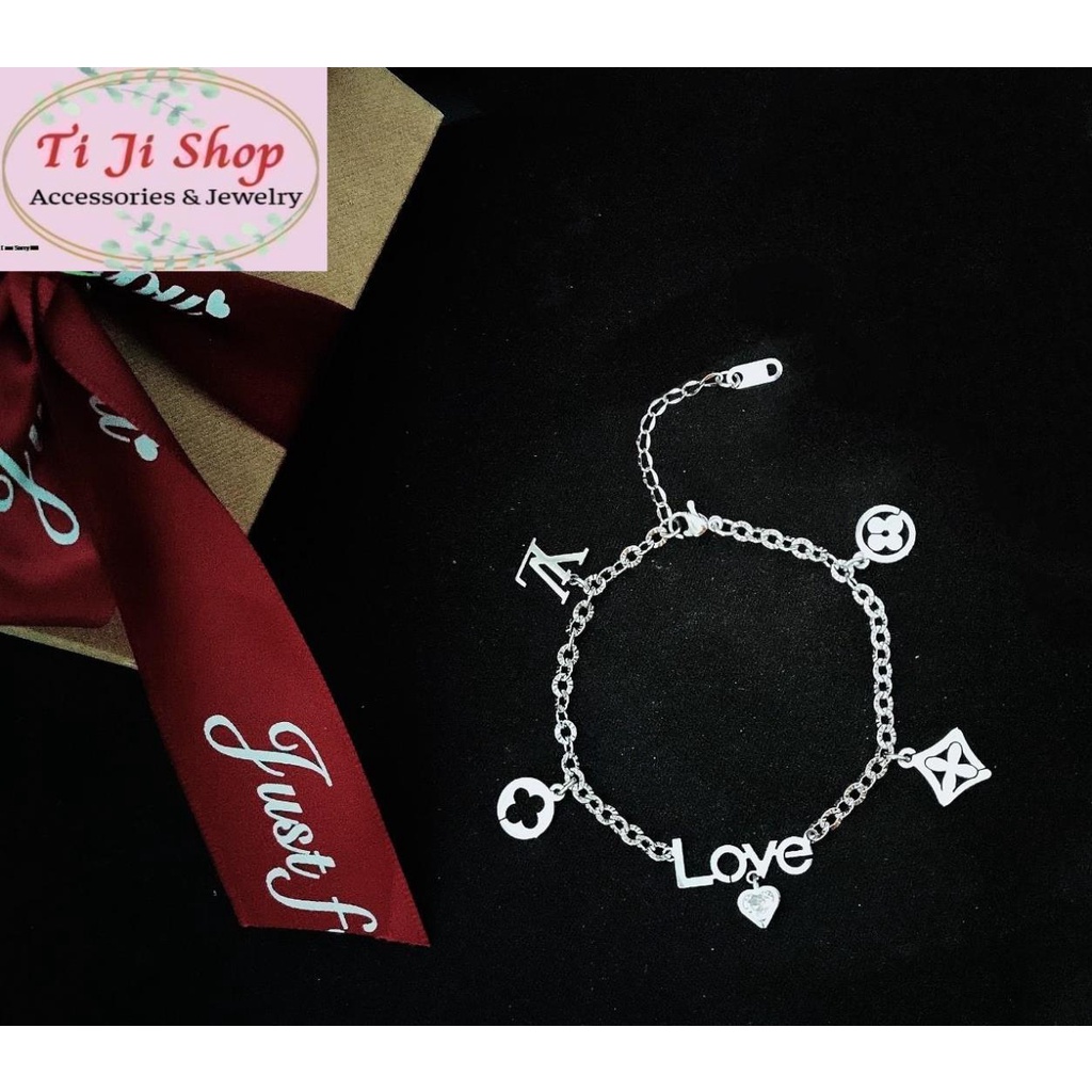 LẮC TAY LẮC CHÂN NỮ INOX CHẠM CHIẾU - CHỮ LOVE ĐẸP KHÔNG ĐEN