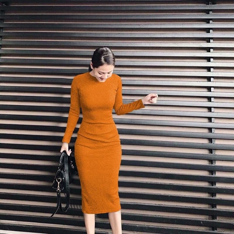 Đầm thun gân xẻ sau