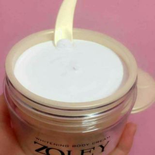 Tắm trắng dâu 🍓🍓 zoley