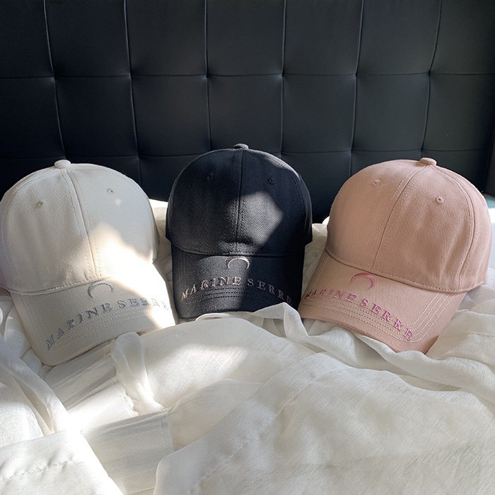 Mũ Lưỡi Trai Màu Trơn Thêu Chữ Phong Cách Đường Phố