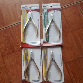 (SIÊU KHUYẾN MẠI)BỘ KÌM BẤM MÓNG TAY .khi mua sản phẩm tặng kèm theo 1 dũa móng tay