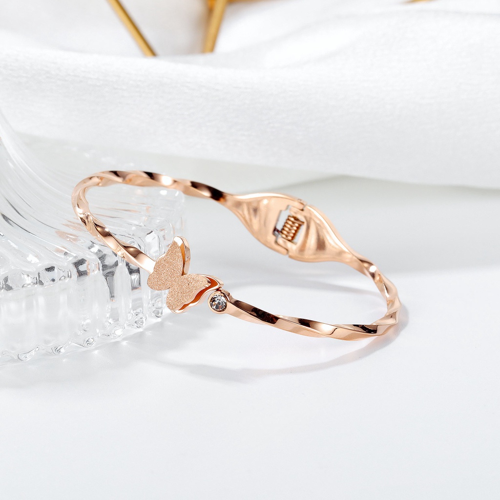 Vòng Tay Mạ Vàng Hồng Hình Bướm Dễ Phối Đồ Thời Trang Cho Nữ