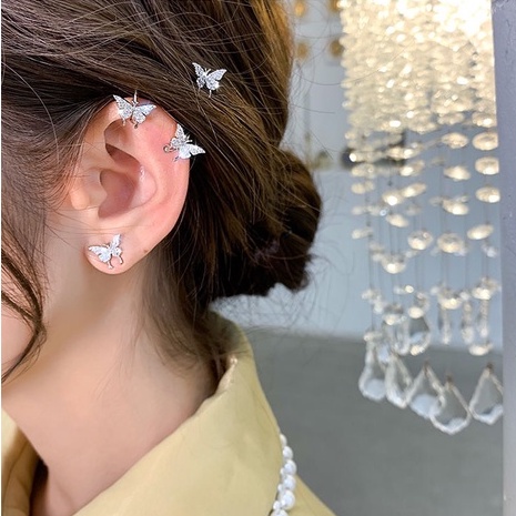Bông tai nữ Madeline B02 đính đá tuyệt đẹp