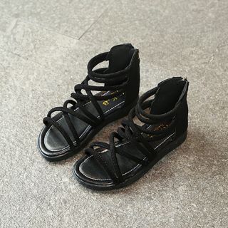 Sandal bé gái