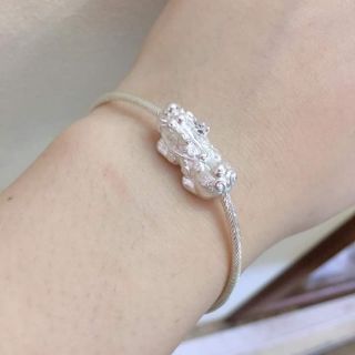 Lắc tay cứng bạc