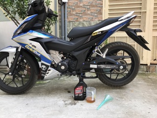 Nhớt Maxima Extra4 10w40 (Có chiết lẻ)