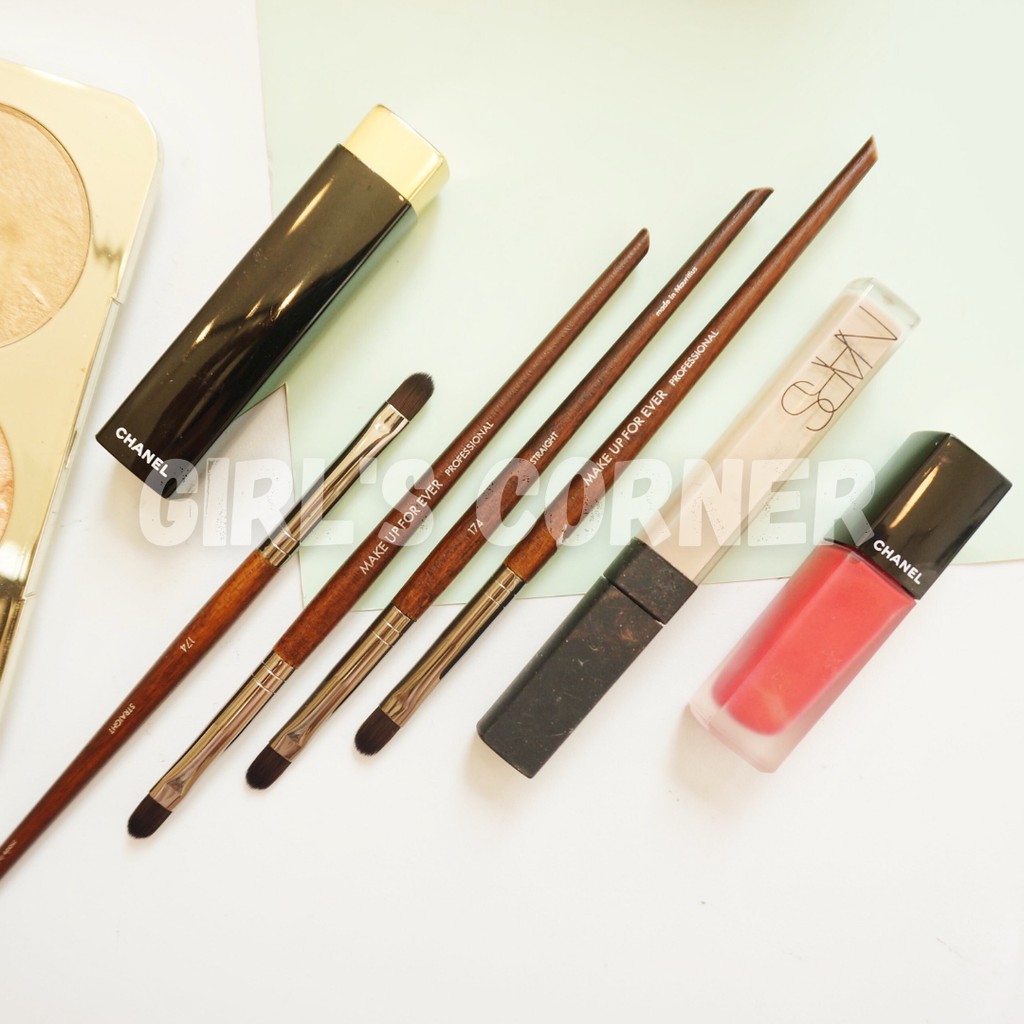 Cọ môi - che khuyết điểm Make Up For Ever 174