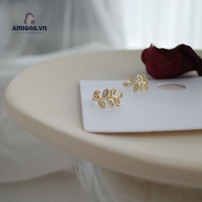 ✨✨Khuyên kẹp vành tai hình chiếc lá đơn giản phong cách Hàn Quốc