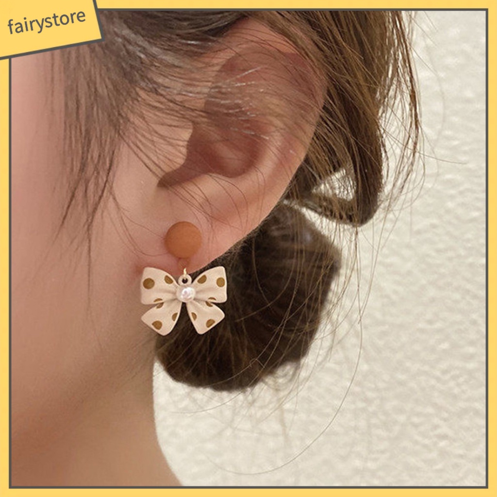 Khuyên tai nữ trang dáng dài tạo hình độc đáo