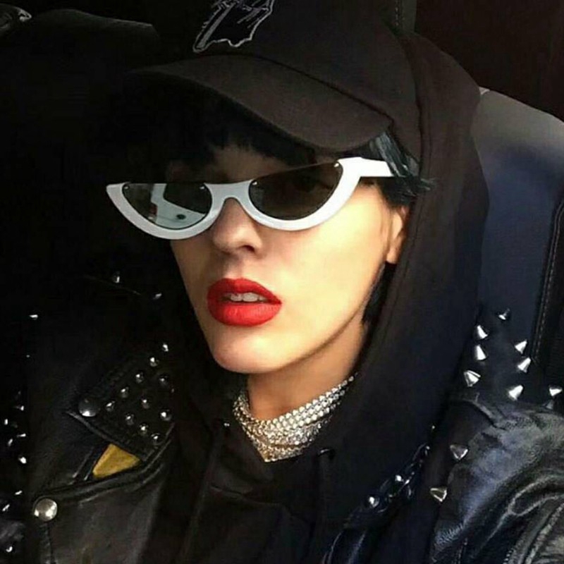 Kính mát tròng trong suốt phong cách trẻ trung cá tính dành cho nữ