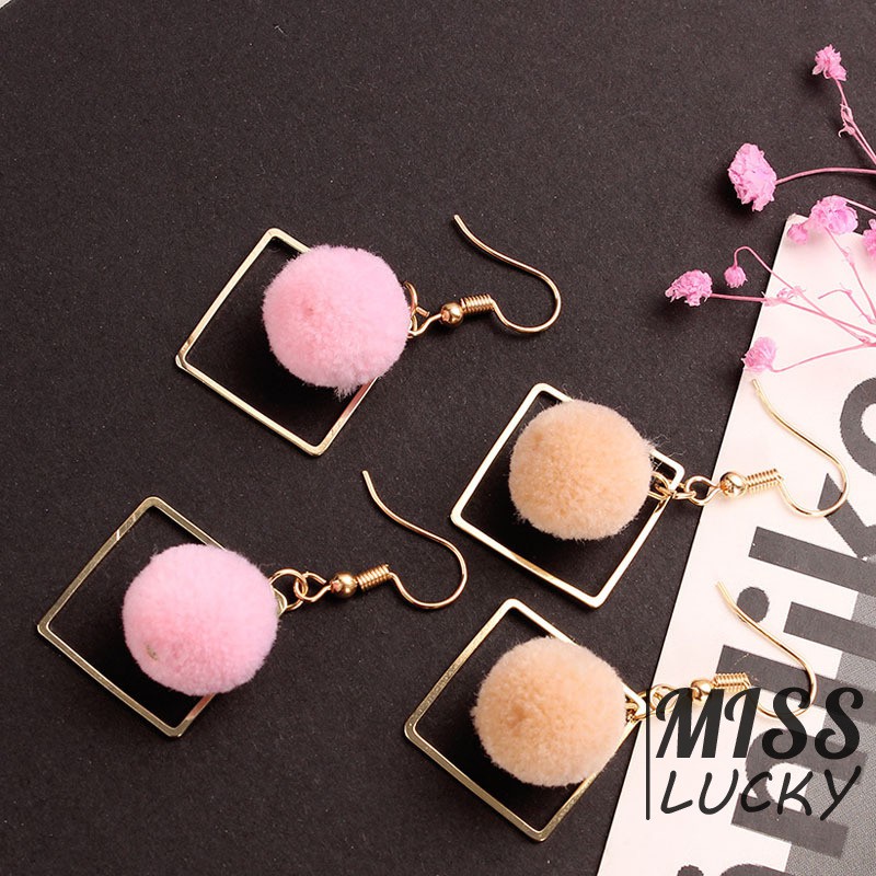 Bông tai phong cách cá tính thời trang dành cho nữ