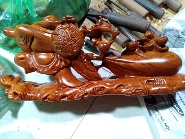 Tượng phật di lặc gỗ hương 40cm