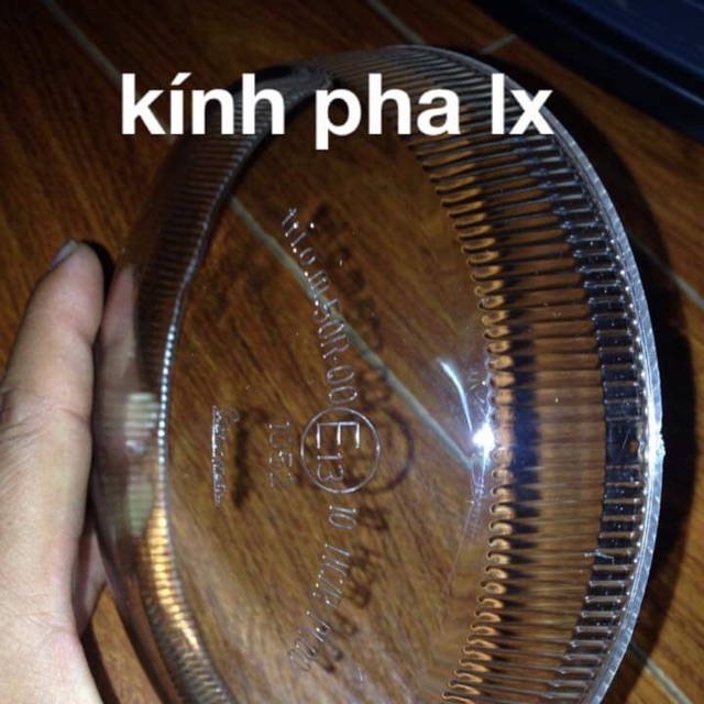 Kính pha đèn vespa LX hàng zin và hàng loại 2