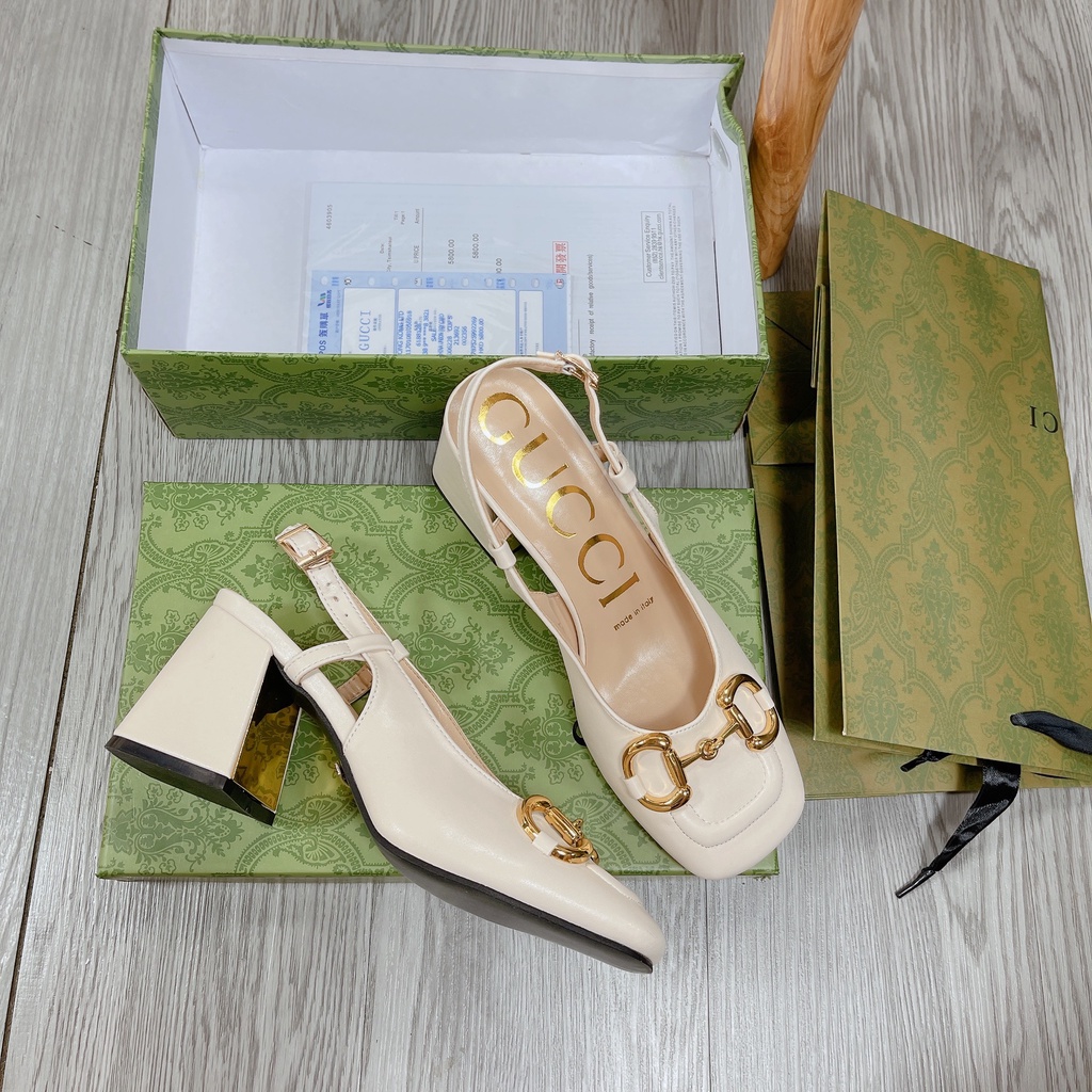 Sandal khoá vàng gót vuông 7 phân Ngọc trinh mẫu mới